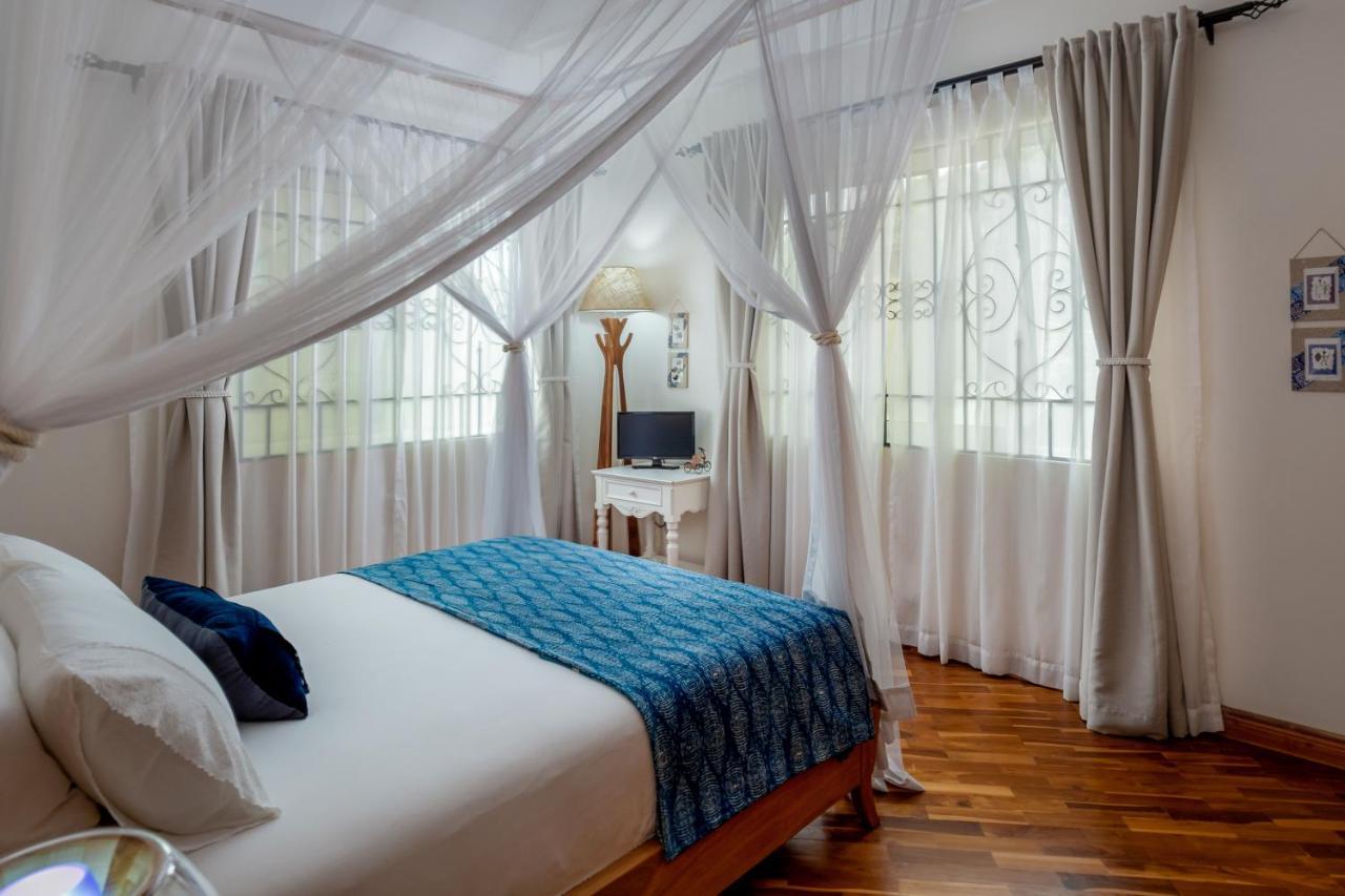 Ewange - A Casa Mia Bed & Breakfast Kampala Exterior photo