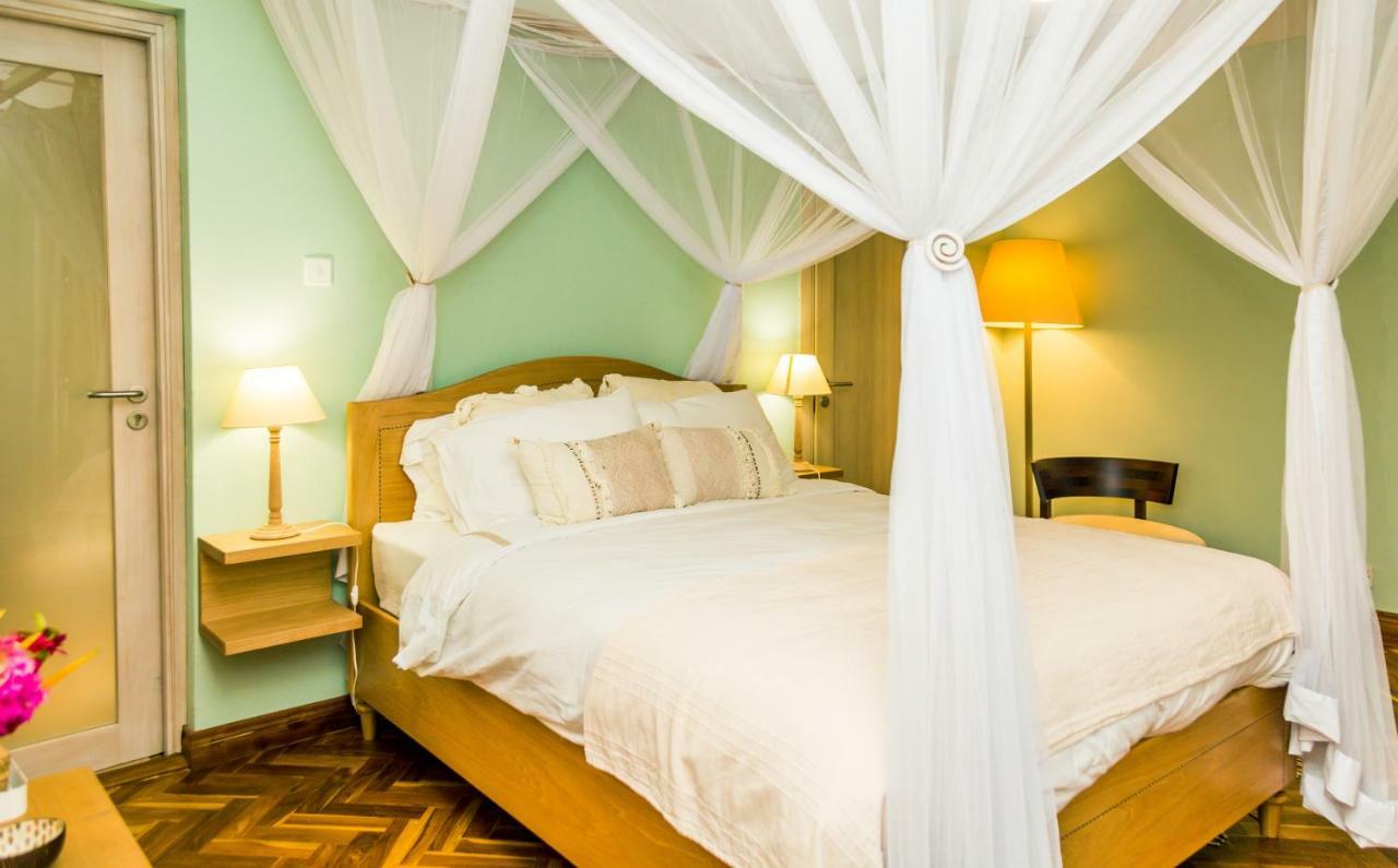 Ewange - A Casa Mia Bed & Breakfast Kampala Exterior photo